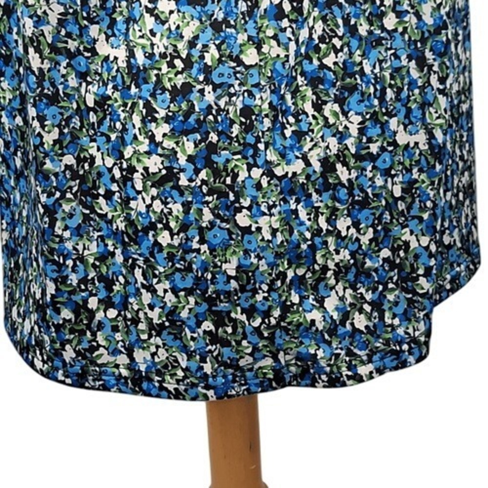Wesso Blue Floral Short Sleeved Blouse - Picture 7 of 12